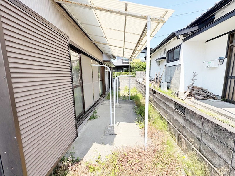 西伊場町32-25借家 ベランダ