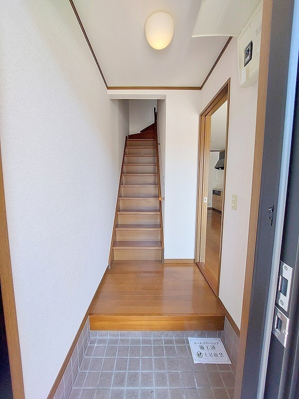 テラス鈴木 玄関