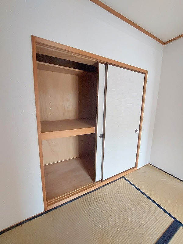 コスモスＢ 収納