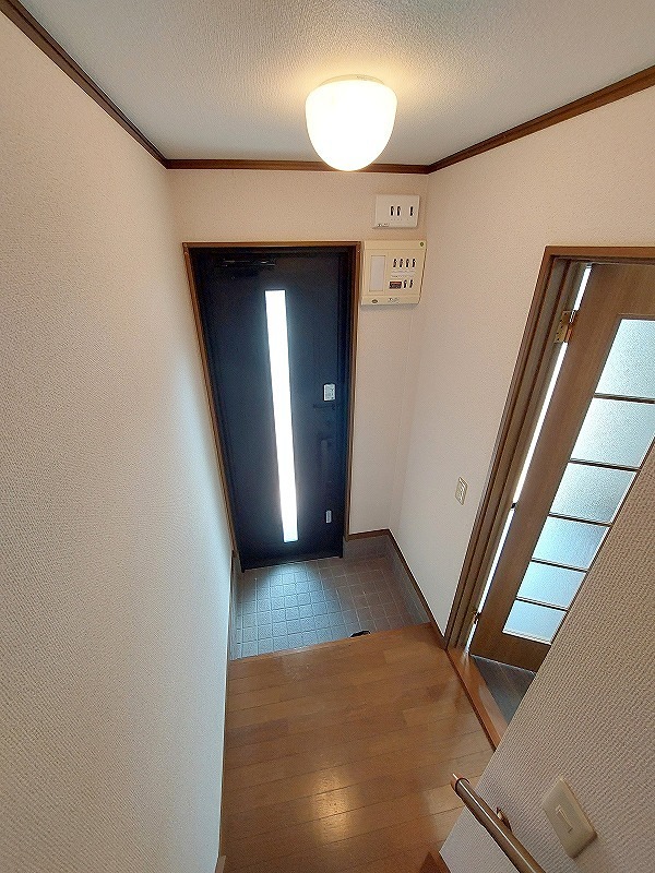 テラス鈴木 玄関