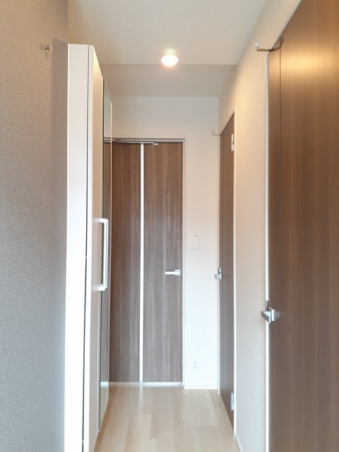 ドゥーベル 玄関