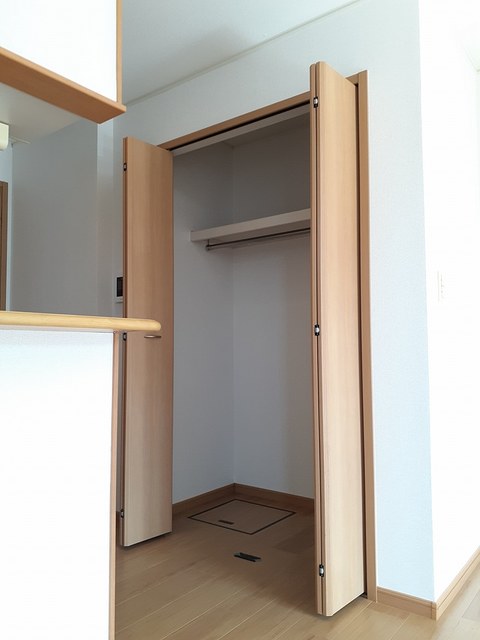 ＣＡＳＡ・ＦＥＬＩＣＥ　Ａ 収納