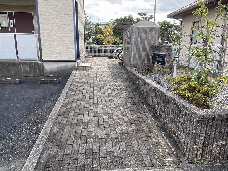 レオパレスエスカーラ その他