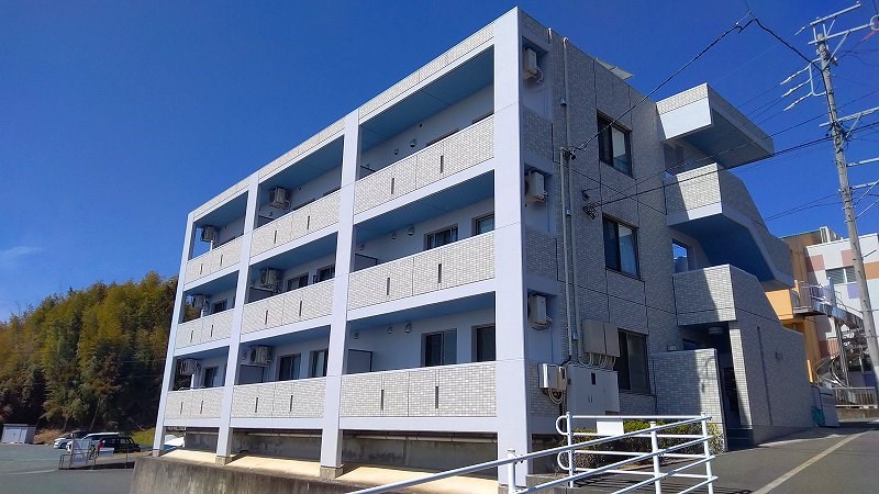 シャンツェ志都呂 303号室 外観