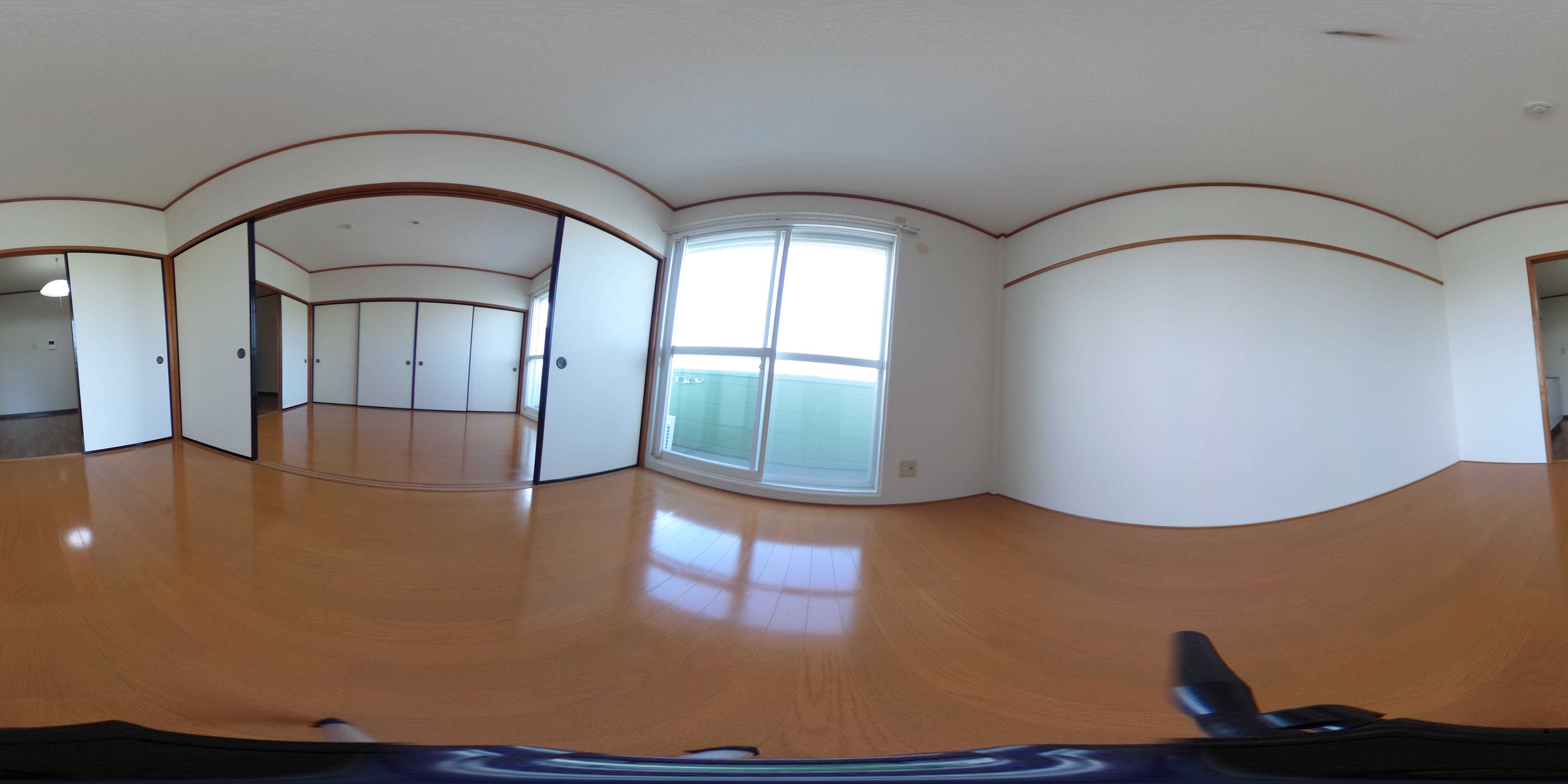 ロイヤルビレッジ 洋室