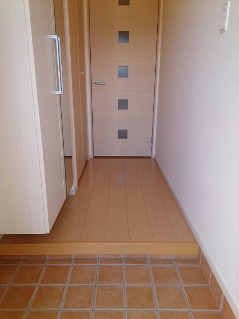 パークイースト 玄関