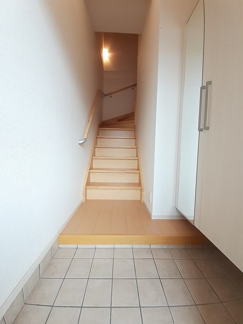 ベルカーサ 玄関