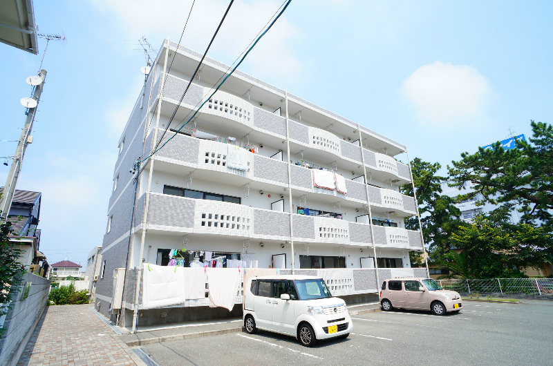 ガーデンロゼ弁天 外観