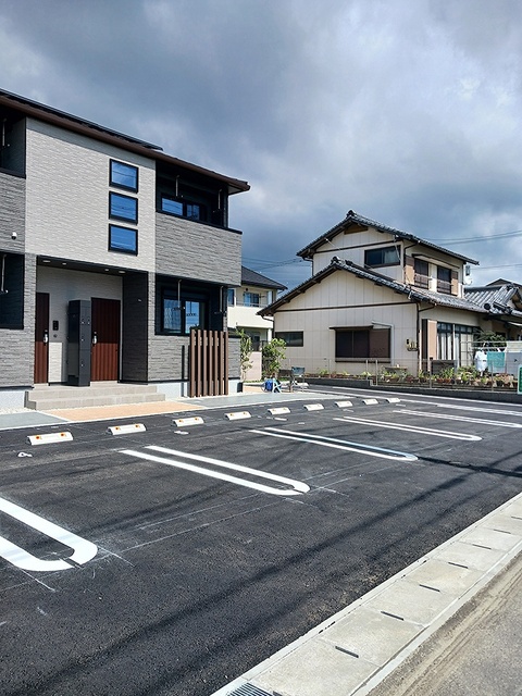 ププコティ 駐車場