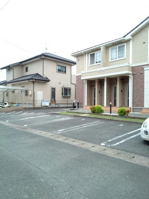 ベルメゾン 駐車場