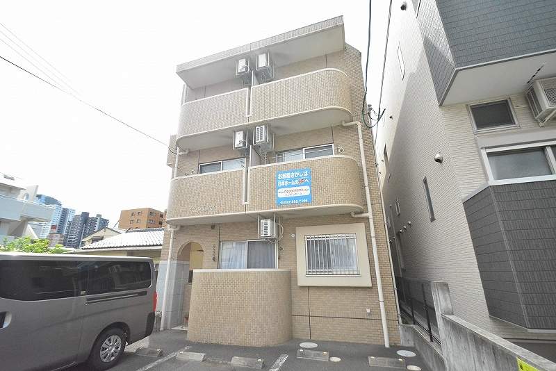 Ｂｌｅｕ　Ｃｉｅｌ 205号室 外観
