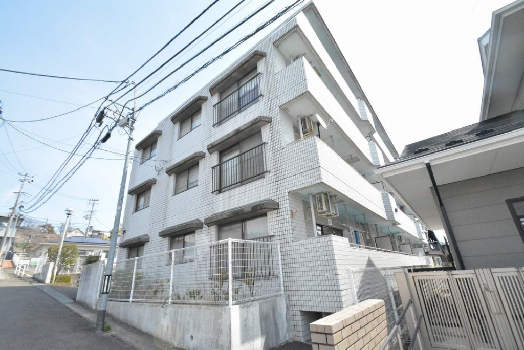 ツインヒルズＡ館 405号室 外観