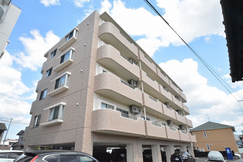 パルテノン新田 303号室 外観