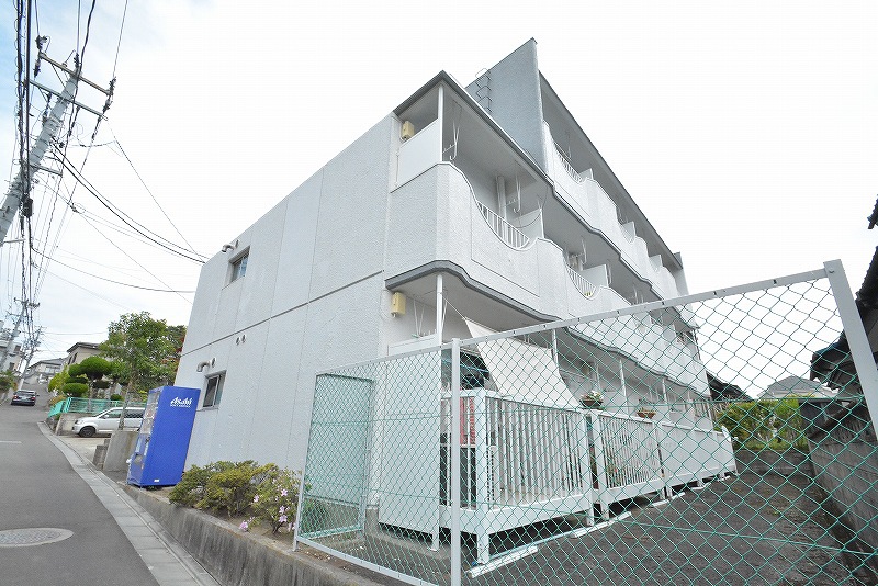 ルグラン高松 302号室 外観