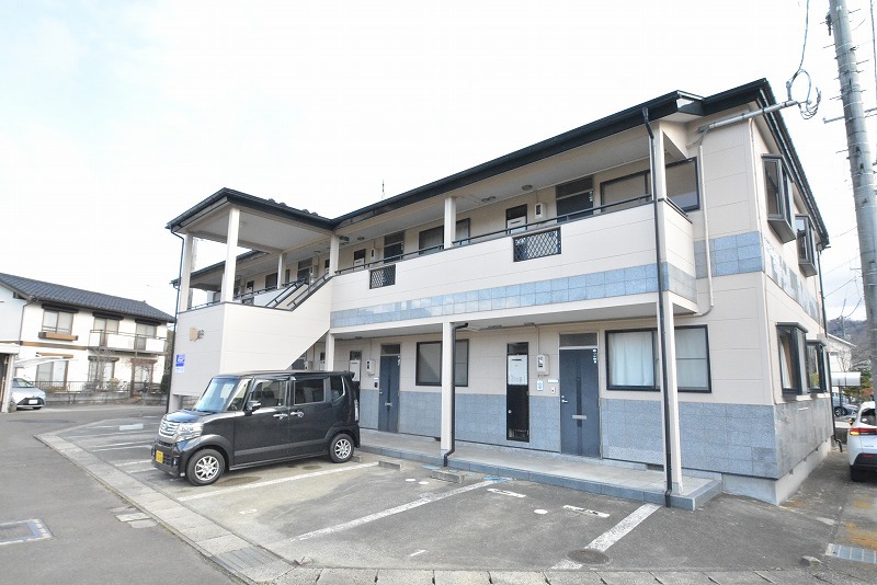ＶＩＰ愛子 203号室 外観