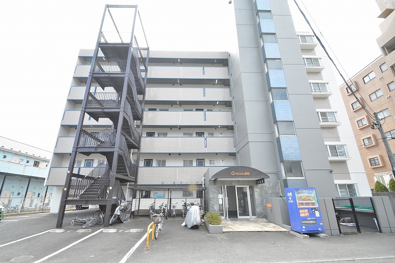 クレシア長町 外観写真