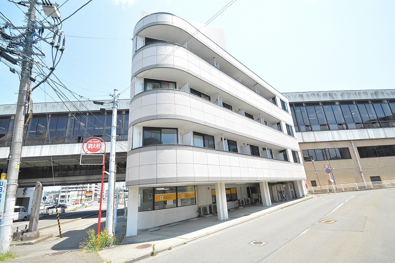 八乙女深松マンション 203号室 外観