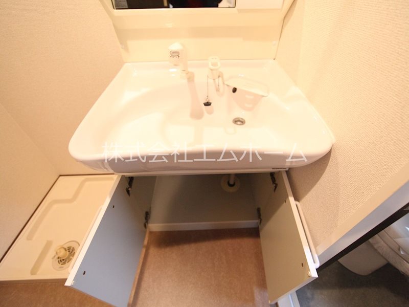 アーバンウエストみなみ 洗面所