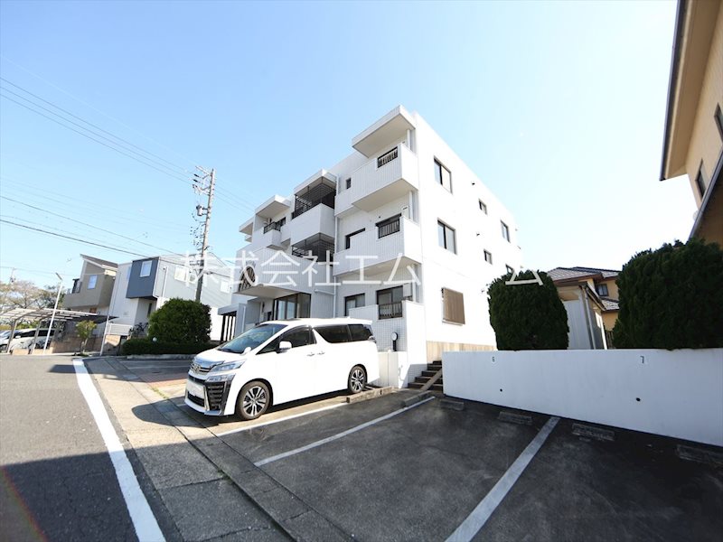 サンホワイト植田 外観