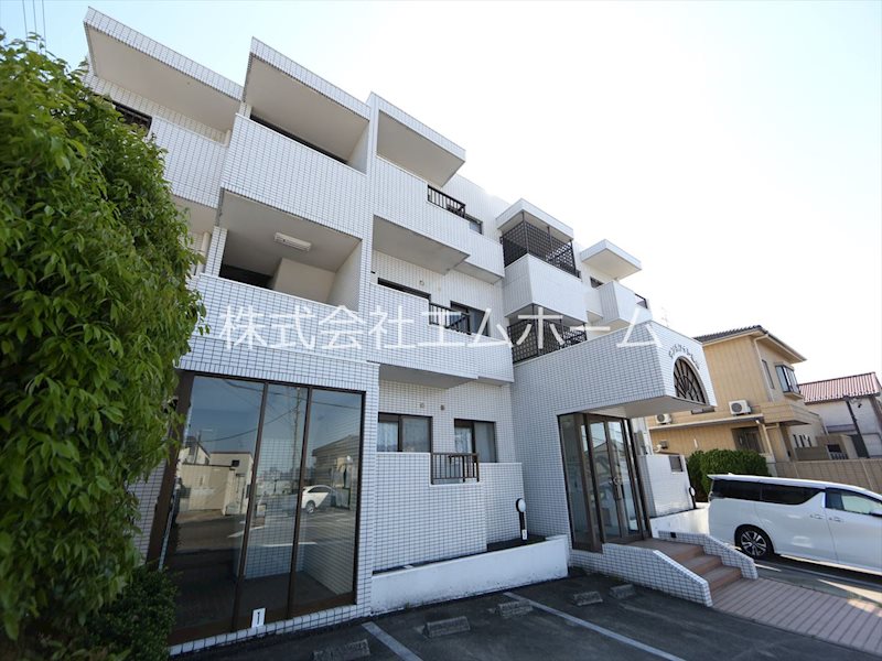 サンホワイト植田 外観