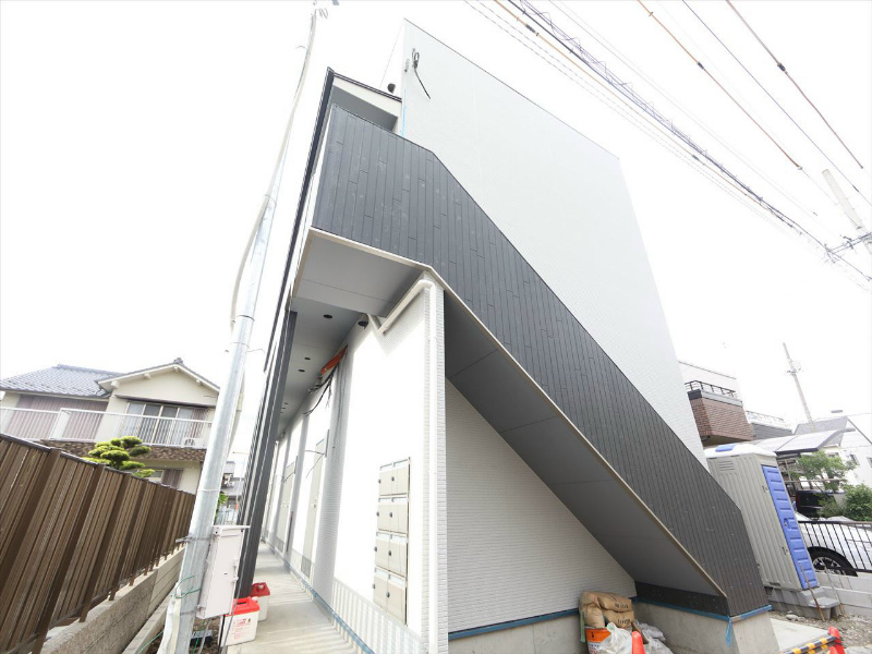 グランソレイユ三番町 外観