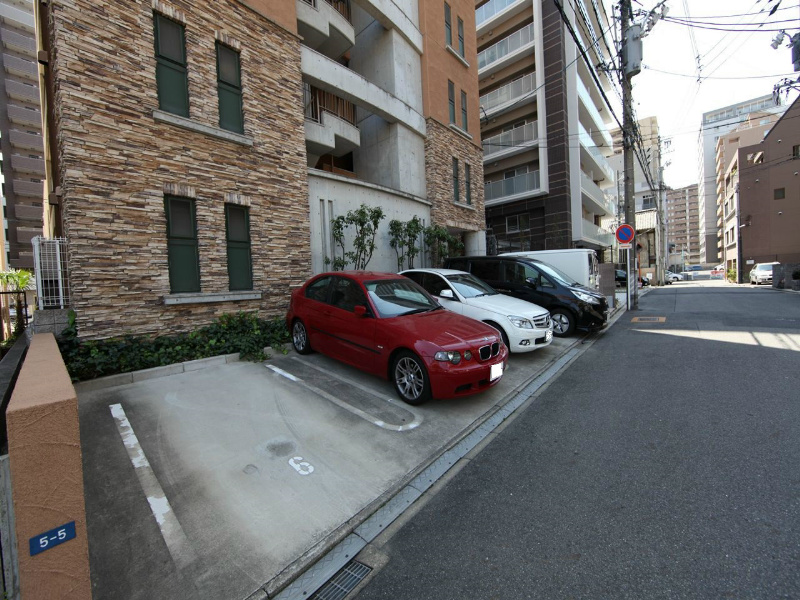プライムヒルズ 駐車場