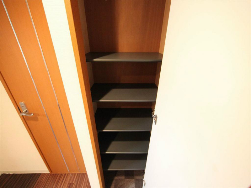 カーサ千年 玄関