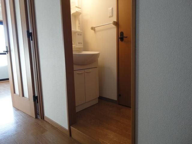 ライラック 洗面所