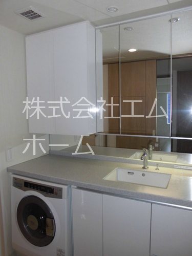 プラウドタワー覚王山 洗面所