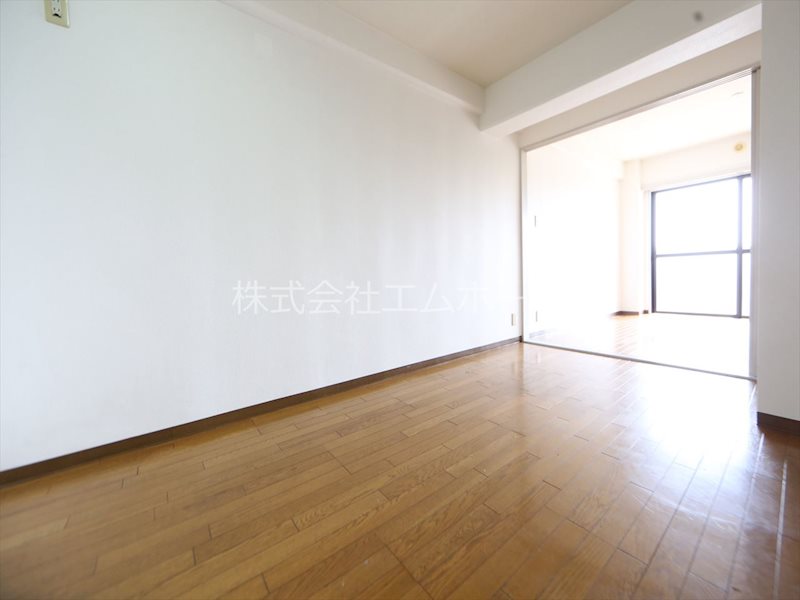 フォンテーヌナウ リビング