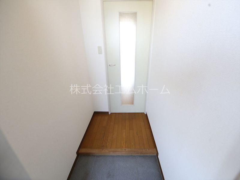 フォンテーヌナウ 玄関