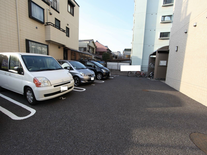 エクセレント名駅南 駐車場