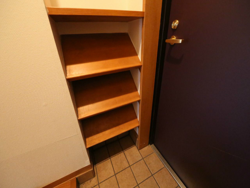 ヴィヴィアンパーク 玄関