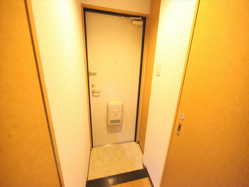 すまいる川名 玄関