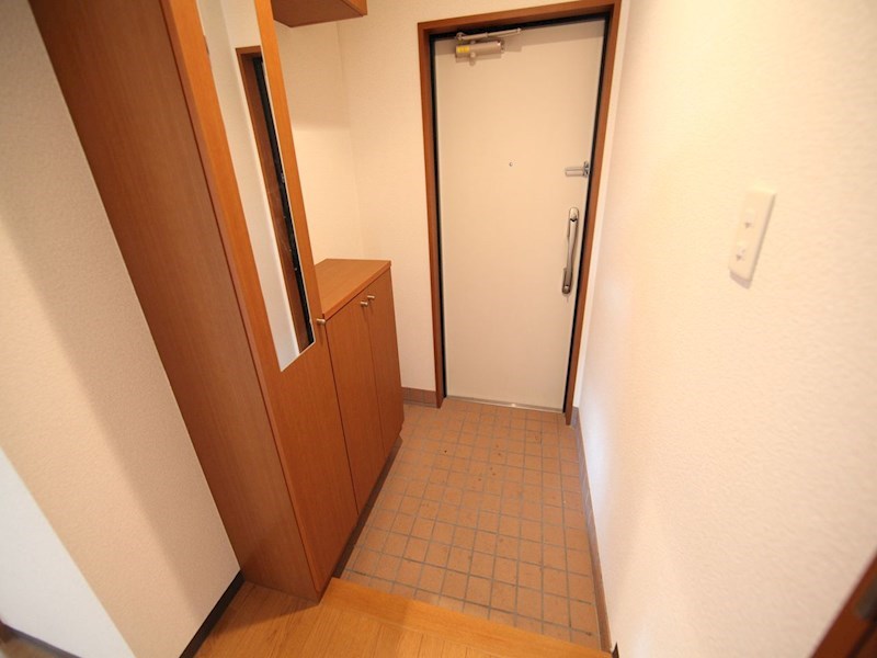 カーサ岩塚 玄関