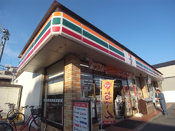 ジェルメ大喜新町II コンビニ