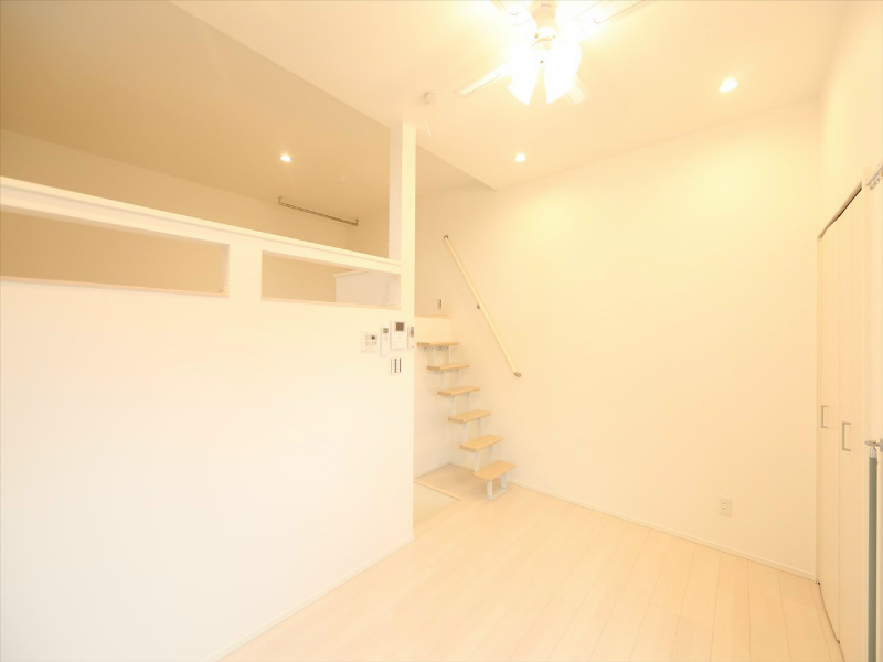 Ｇｒａｎｄｓｔｒｅｅｔ八田 リビング