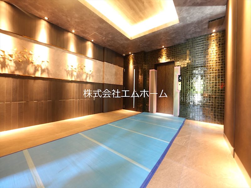 ステージファースト名古屋尾頭橋 エントランス
