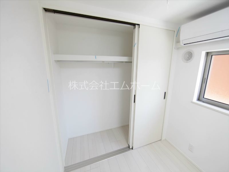 クレスト高畑 収納