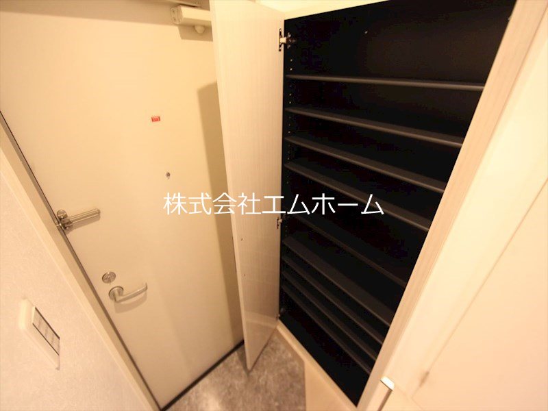 ＣＲＥＳＴ浄心 玄関