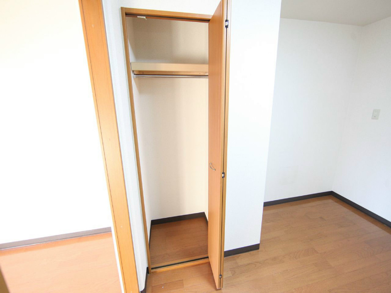 プリミエール川名 収納