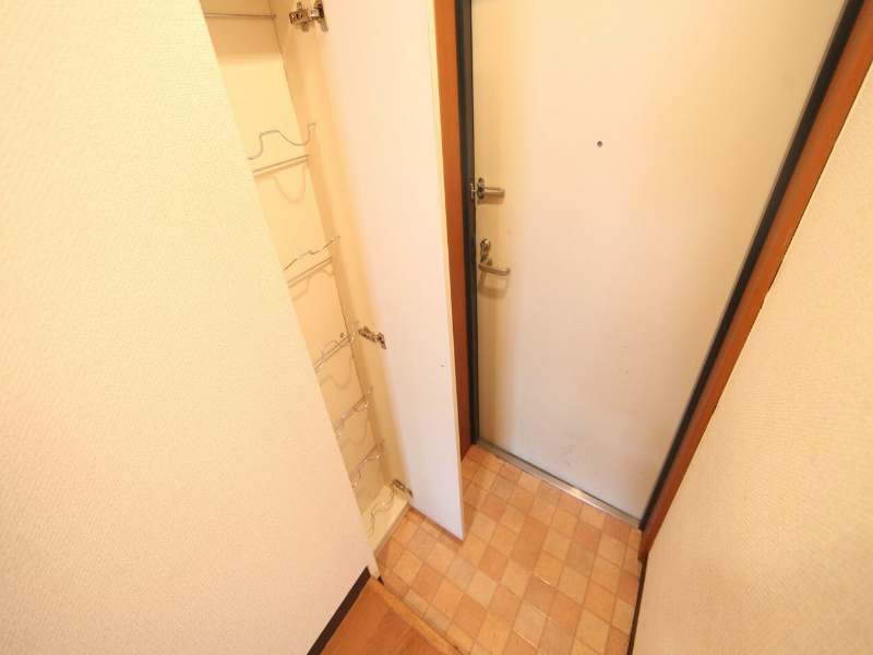 プリミエール川名 玄関
