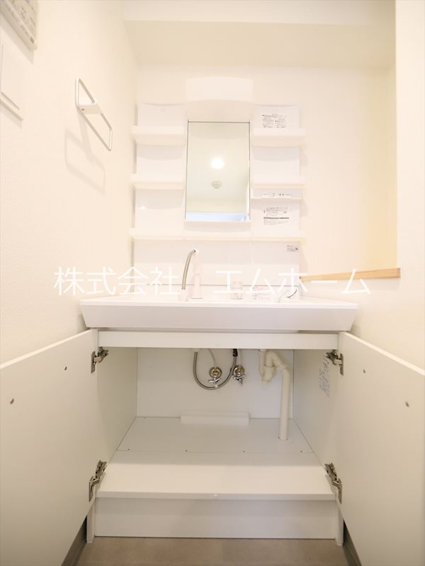 セントフィオーレ岩塚 洗面所
