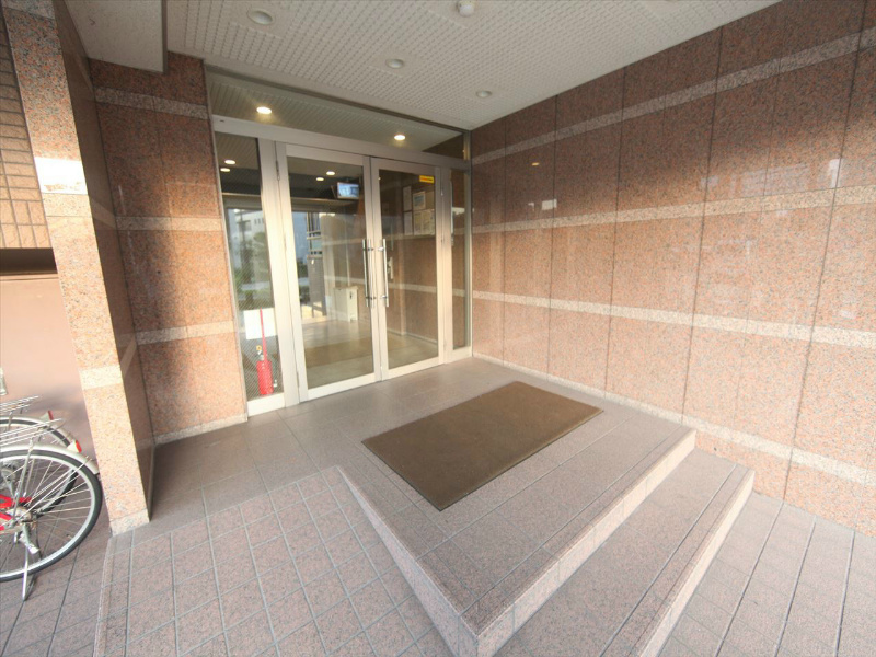 カーサ千種Ａ エントランス