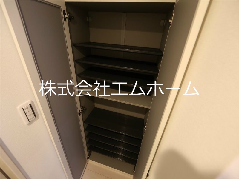 ハーモニーテラス三番町 玄関