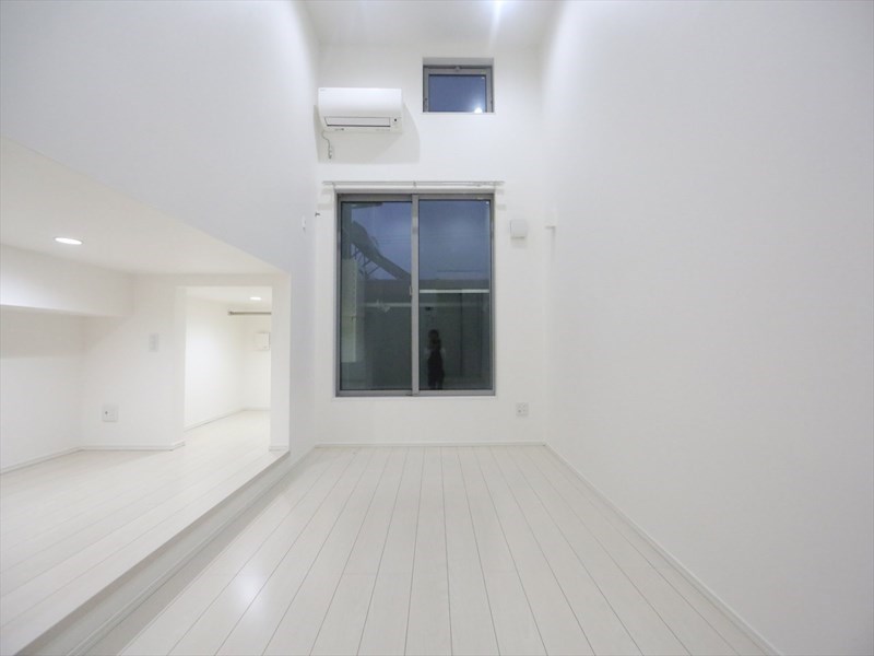 ＣＲＡＳＴＩＮＥ道徳 ベランダ