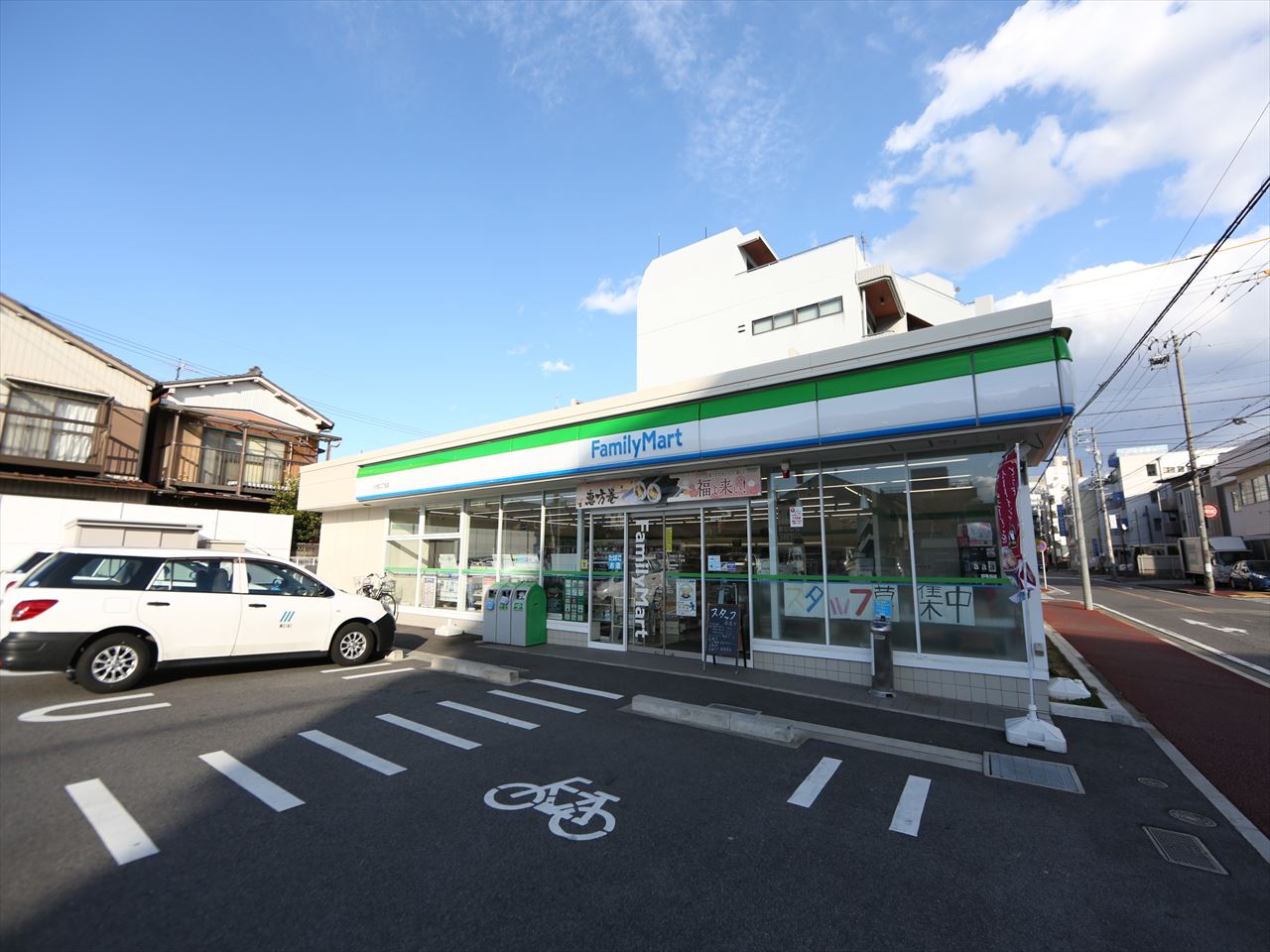 ＲＥＧＡＬＥＳＴ黒川 コンビニ