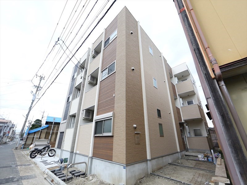 アジュール山王 外観