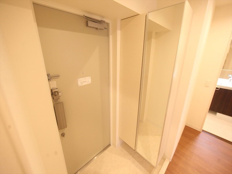 オランジュリー御器所 玄関