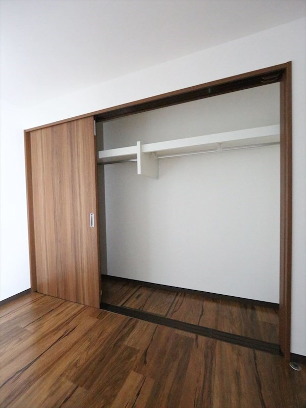 フローネル六番町 収納